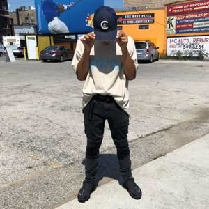 Meet your Posher, Avelino